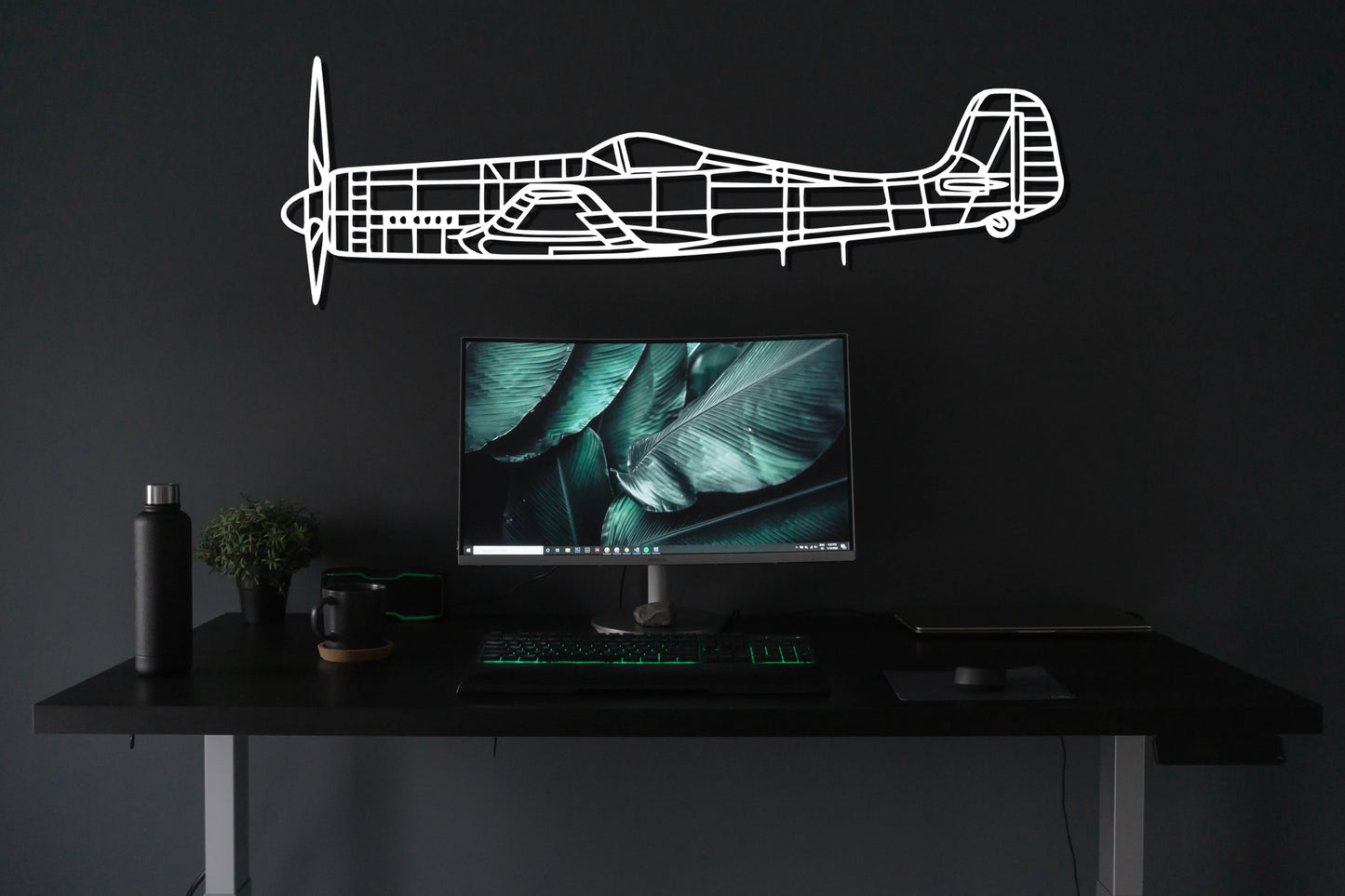 Ta 152 H-1 Metal Aircraft Wall Art