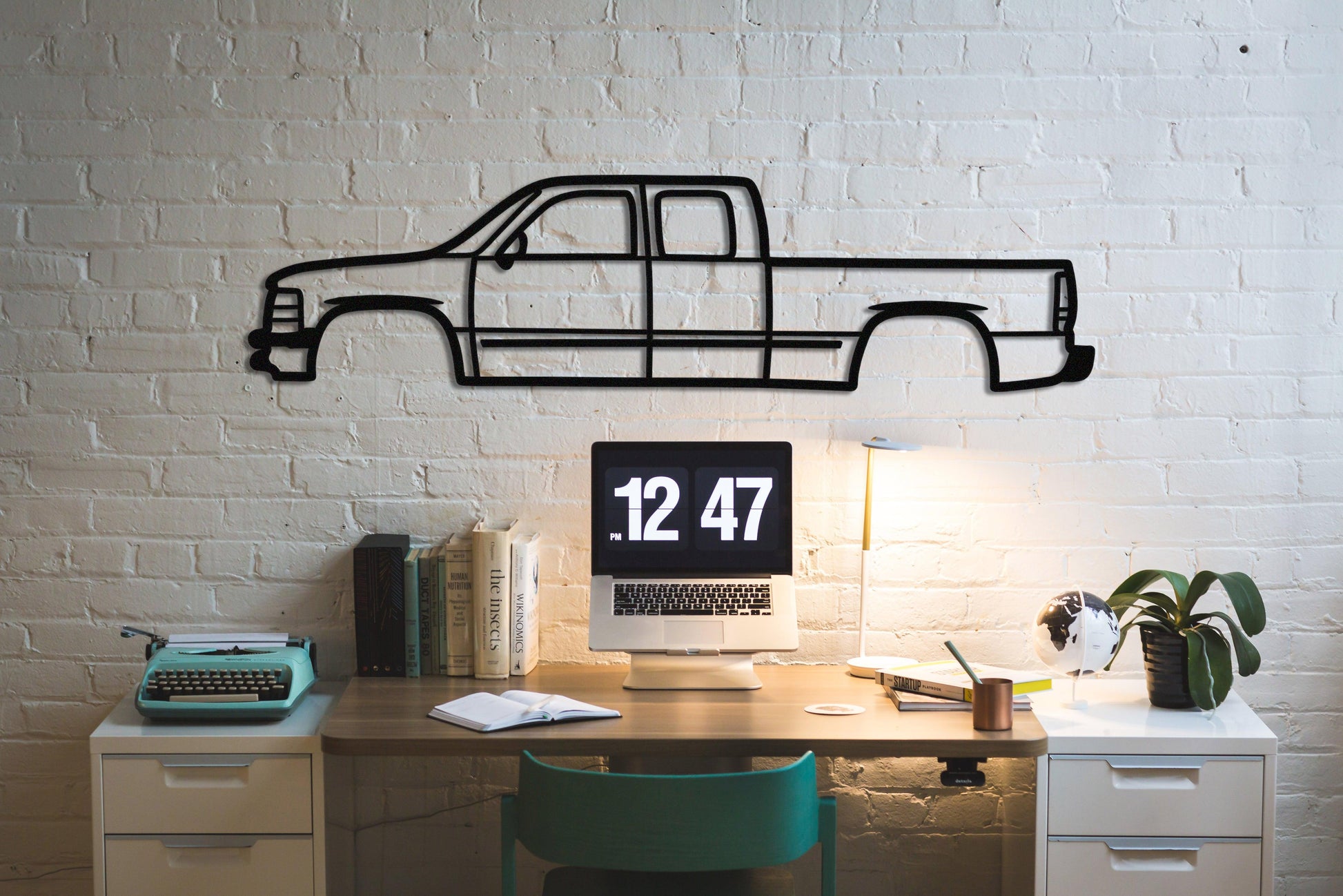 Chevrolet Silverado Metal Car Wall Decor - Artifay Decor