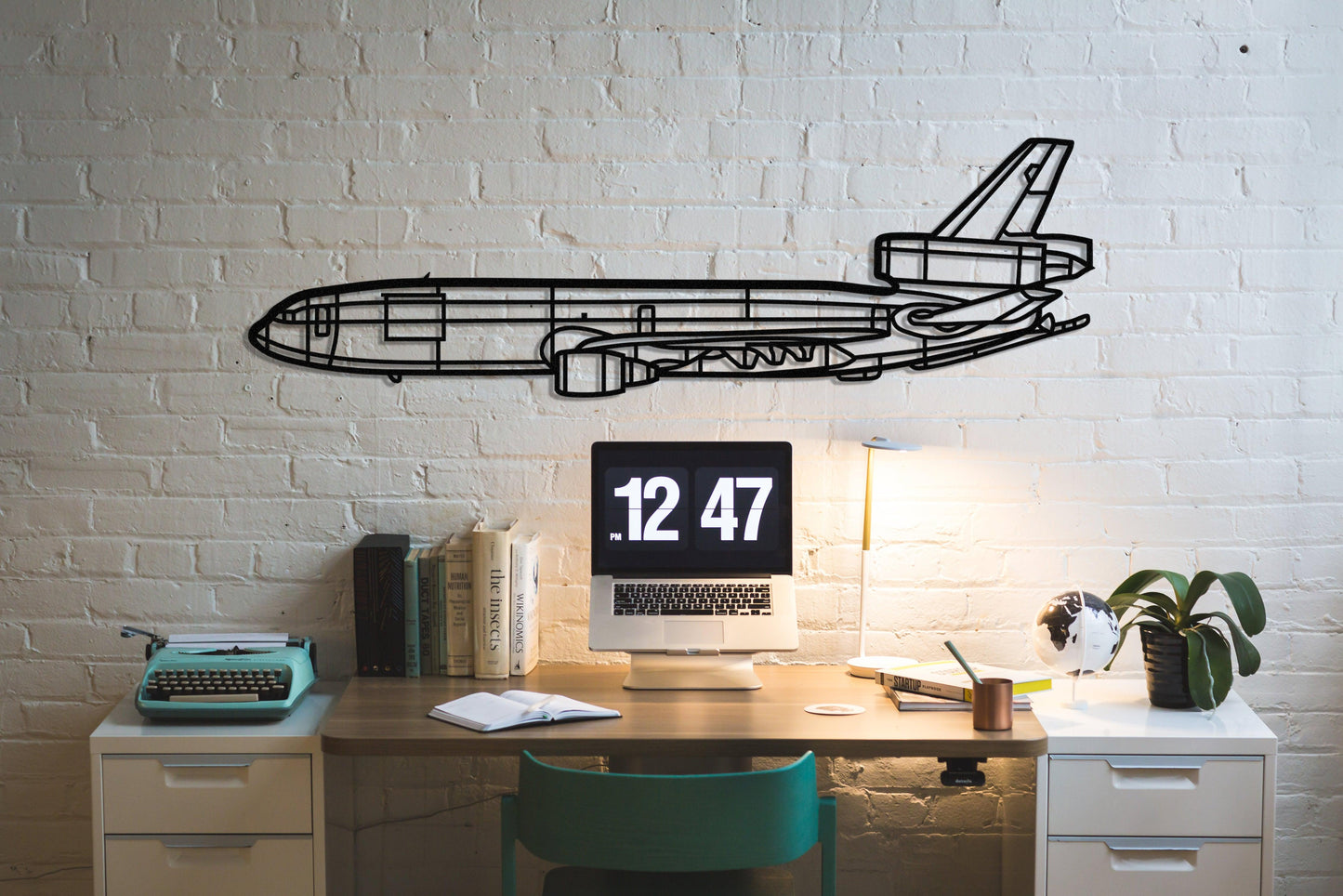 KC10 Extender Metal Aircraft Wall Art - Artifay Decor