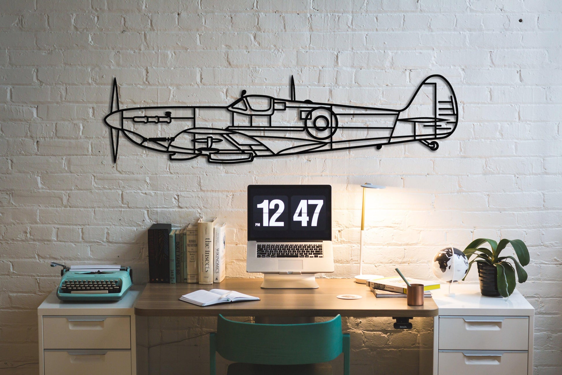 Supermarine Spitfire Aircraft Metal Silhouette Wall Art - Artifay Decor